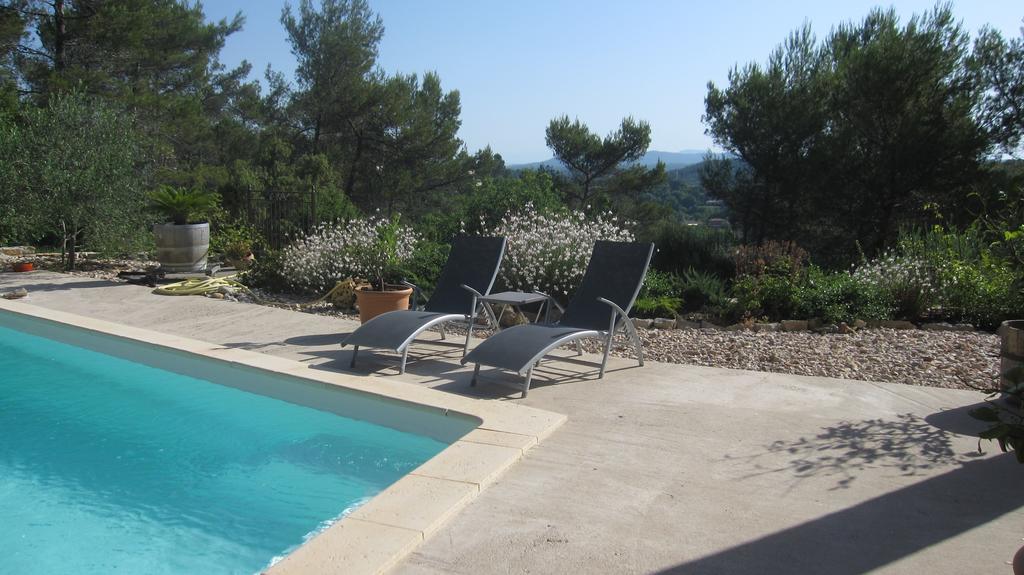 Les Hauts Des Materonnes Tourves Luaran gambar